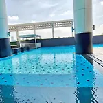 Strategic 2Br Thamrin Apt With Pool & Gym By 2Ndhome