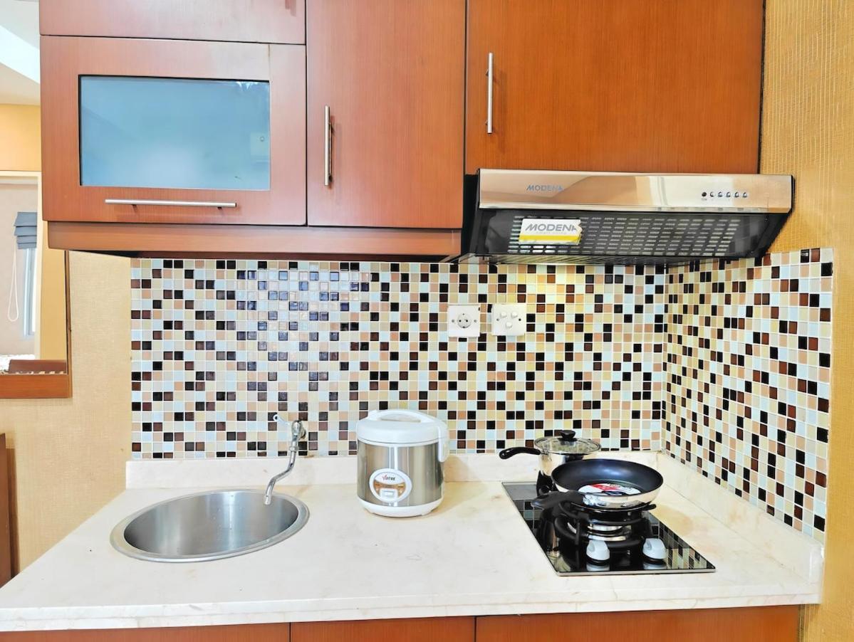 Apartment Strategic 2br Thamrin With Pool & Gym By 2ndhome
